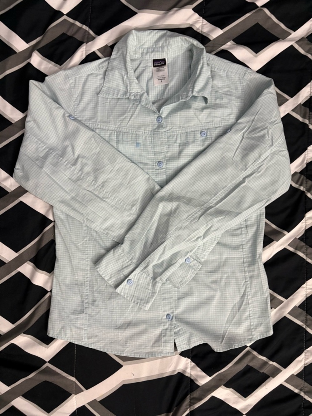 Patagonia Light Mint Green Checked Women's Button-Down